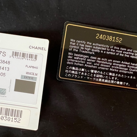 Chanel chevron flap bag - Picture 6 of 7